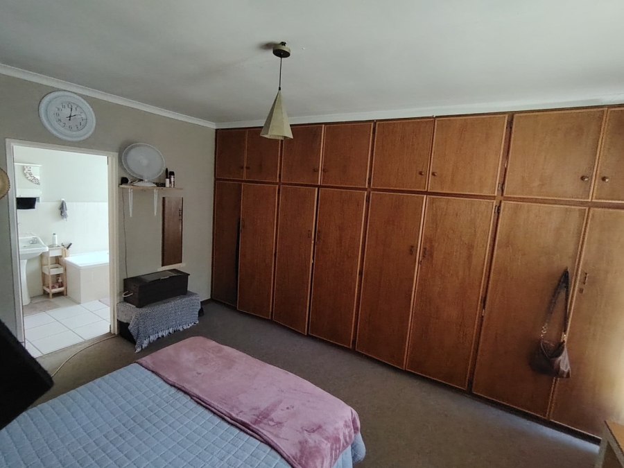 2 Bedroom Property for Sale in Pellissier Free State